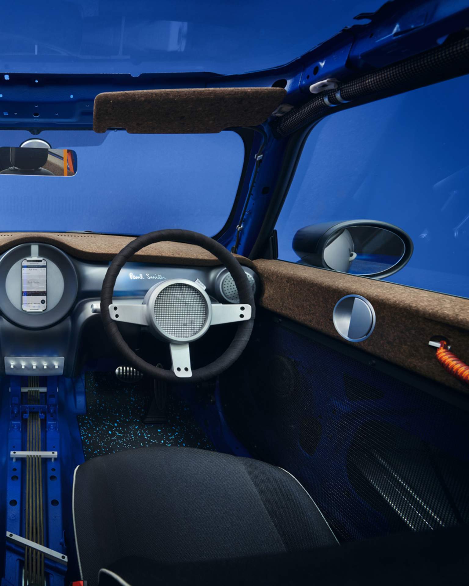 The MINI Strip (co-)created by Paul Smith